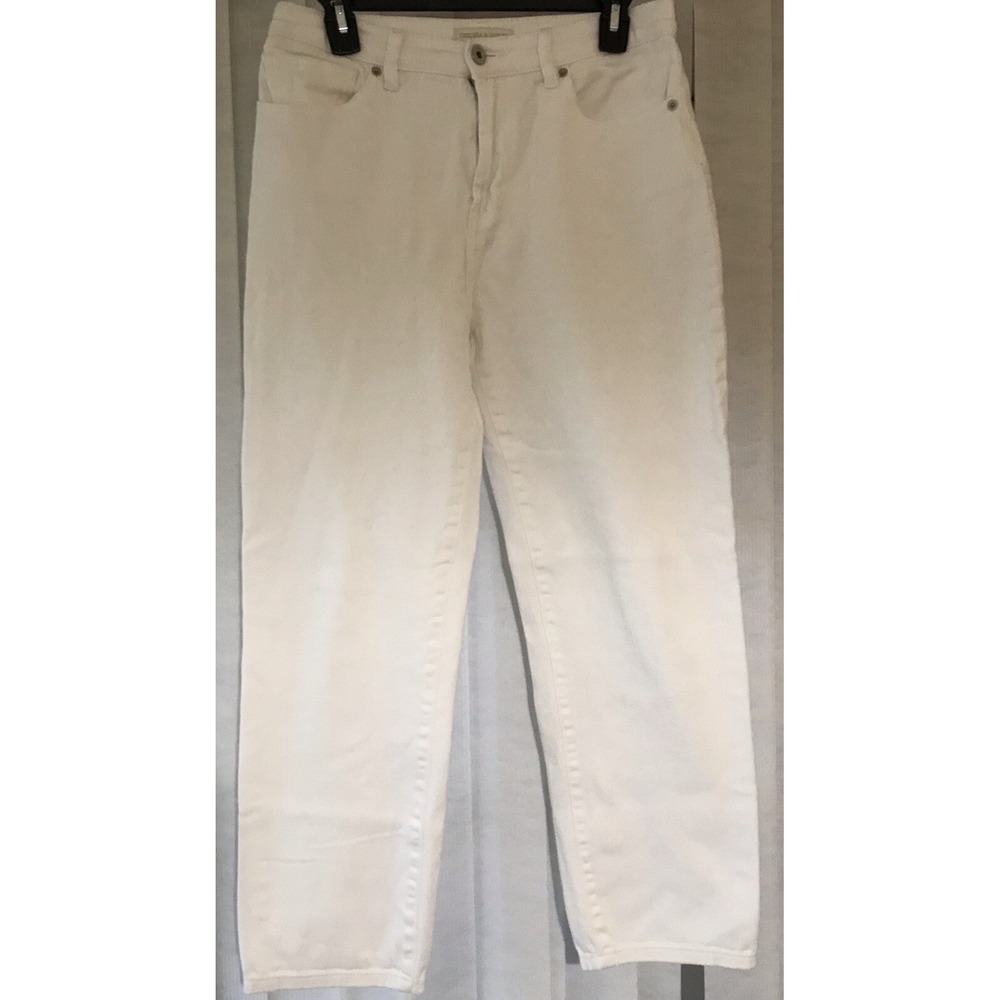 Chelsea & Violet Women's White Straight Leg Jeans - size 28